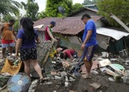 菲律宾发生大规模洪水和山体滑坡，造成至少115人死亡和失踪