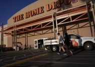 家得宝（Home Depot）第三季度业绩位居华尔街榜首，因消费者支出回落有所缓解